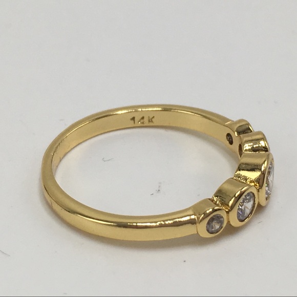 14k yellow gold diamond ring wedding band 5 stone - Picture 8 of 8